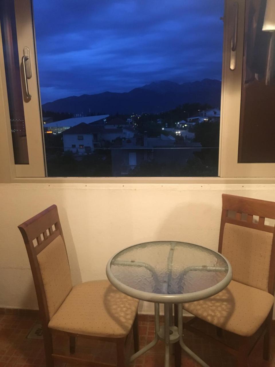 Appartement Ana à Tivat Extérieur photo